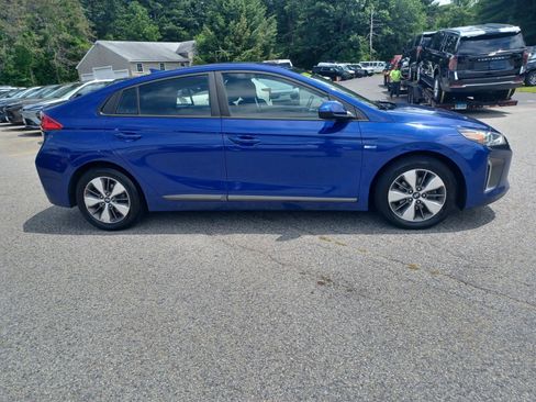 Used 2019 Hyundai Ioniq Plug-In Hybrid FWD image 3
