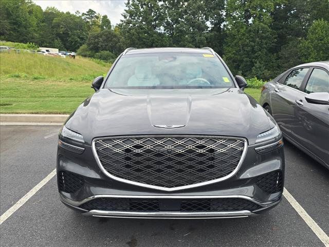 Used 2026 Genesis GV70 2.5T Advanced AWD/4WD image 2