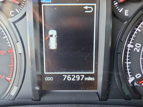 Used 2020 Toyota 4Runner SR5 Premium image 26