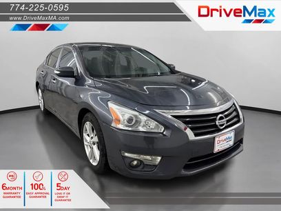 Used 2013 Nissan Altima 2.5 SL w/ Technology Pkg