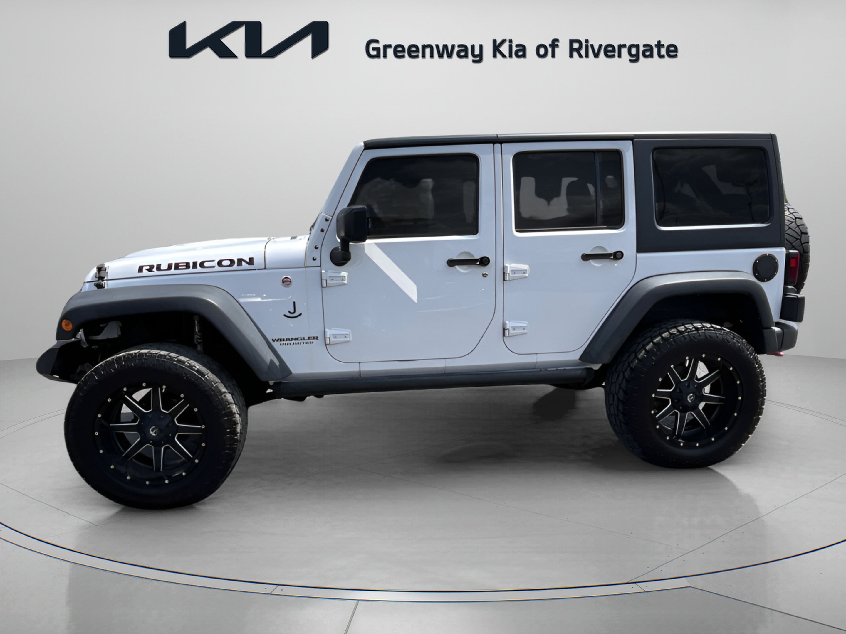 Used 2017 Jeep Wrangler Unlimited Rubicon AWD/4WD image 4