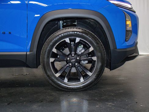 New 2026 Chevrolet Equinox RS w/ LPO, Floor Liner Package image 6