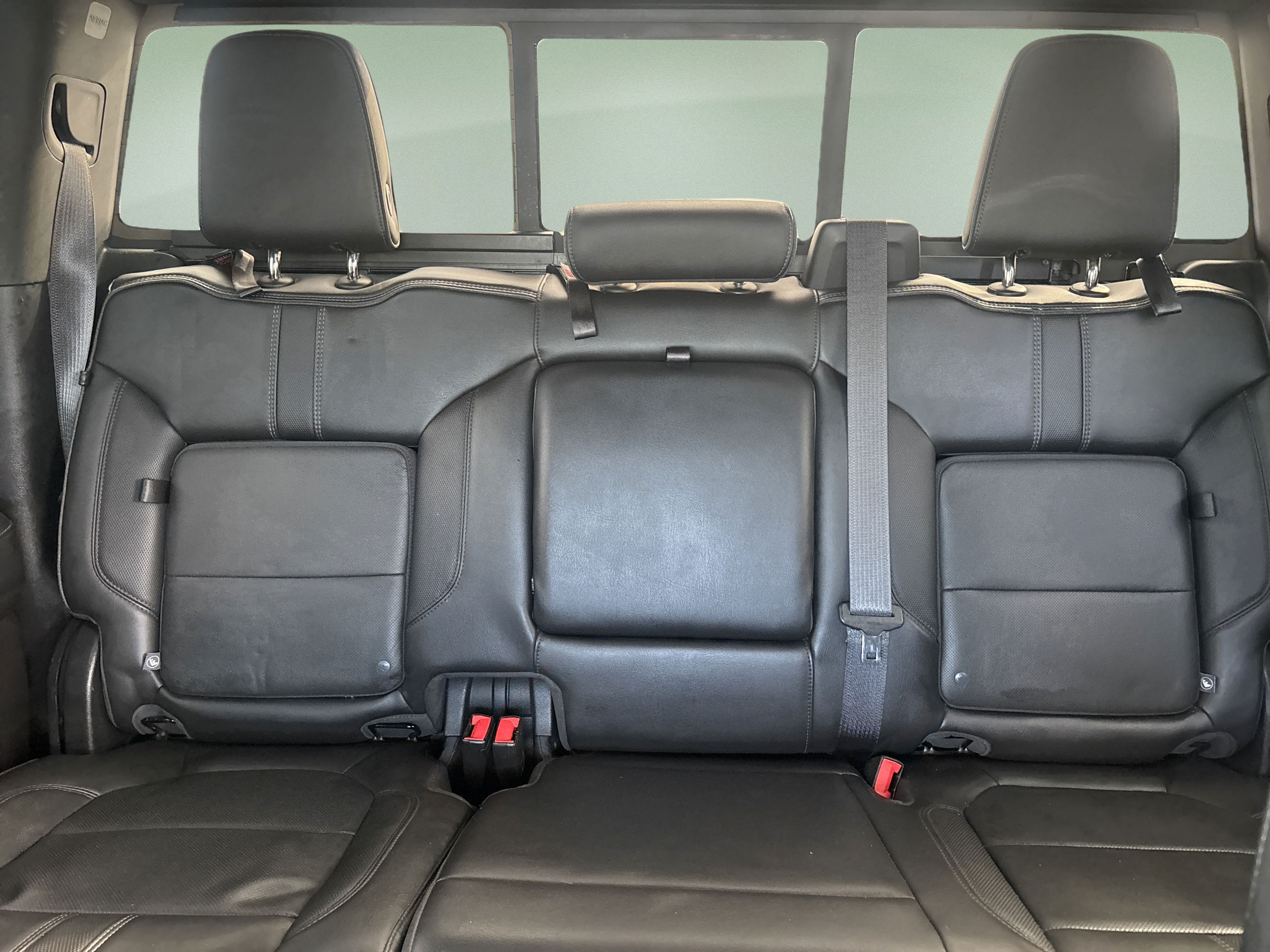 Used 2021 Chevrolet Silverado 1500 High Country w/ Technology Package AWD/4WD image 20