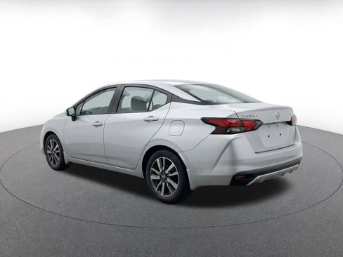 Used 2025 Nissan Versa SV FWD image 7
