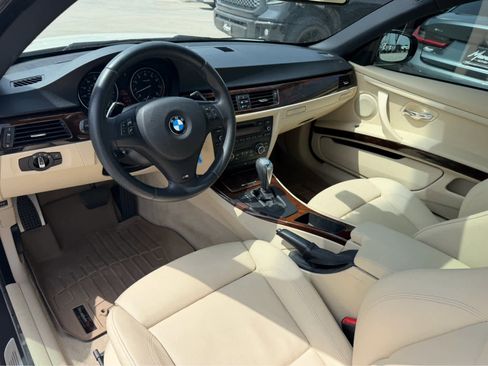 Used 2013 BMW 335i xDrive Coupe AWD/4WD image 5