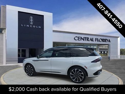 New 2026 Lincoln Nautilus Black Label AWD/4WD image 6