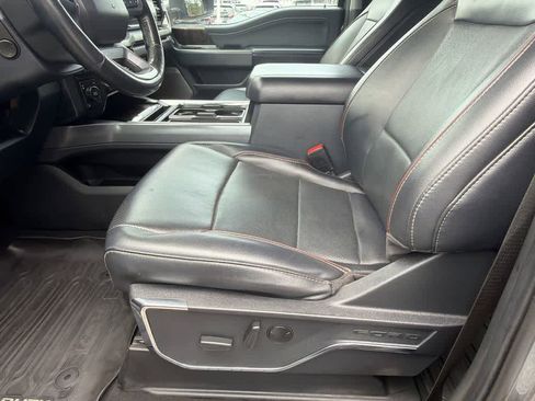 Used 2024 Ford F250 Lariat w/ Lariat Ultimate Package AWD/4WD image 10