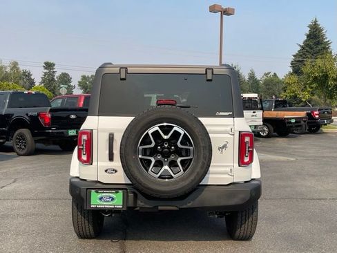 New 2026 Ford Bronco Outer Banks AWD/4WD image 4