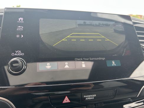 Used 2019 Honda Pilot Touring image 33