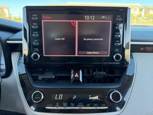 Used 2020 Toyota Corolla LE w/ Carpet Mat Package (TMS) image 6