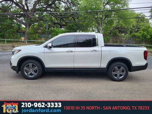 Used 2022 Honda Ridgeline RTL-E image 2