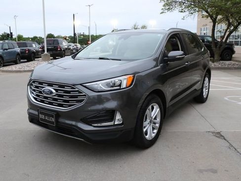 Used 2020 Ford Edge SEL w/ Convenience Package AWD/4WD image 2