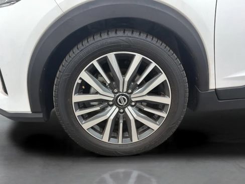 Used 2021 Nissan Kicks SV FWD image 29