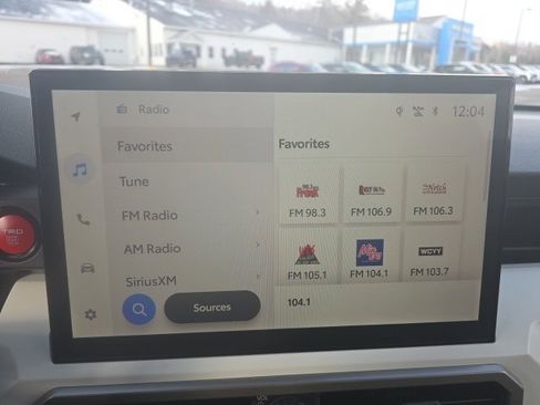 Used 2024 Toyota Tacoma TRD Sport w/ TRD Sport Upgrade Package image 13