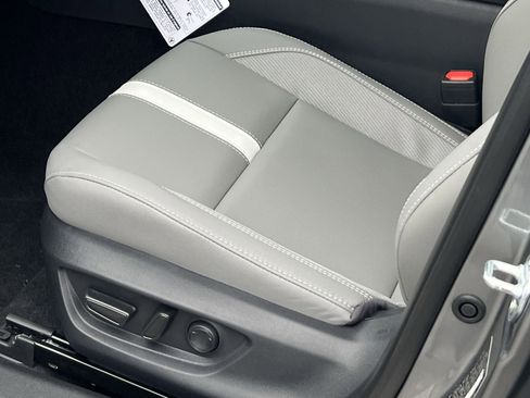 New 2026 Toyota Camry SE image 8