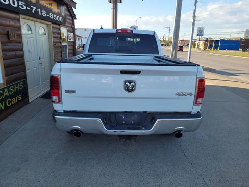 Used 2016 RAM 1500 Laramie w/ Convenience Group image 4