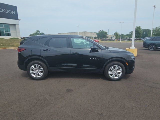 Used 2022 Chevrolet Blazer LT AWD/4WD image 9