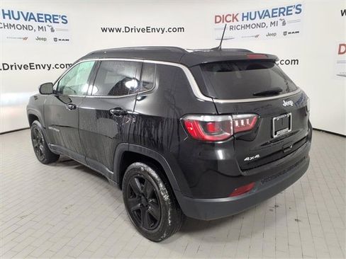 Used 2022 Jeep Compass Latitude w/ Convenience Group image 4