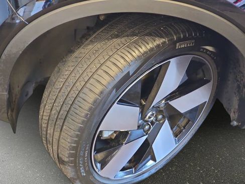 Used 2023 Volvo XC40 Recharge Ultimate w/ Protection Package Premier AWD/4WD image 34