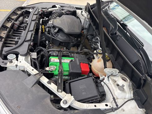 Used 2017 GMC Acadia SLT AWD/4WD image 58