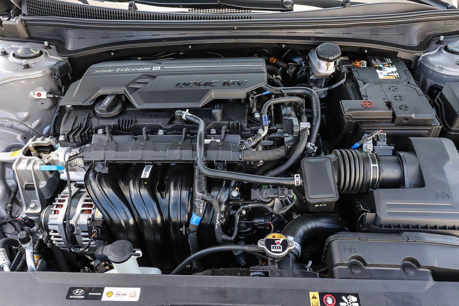 Used 2025 Hyundai Elantra SE w/ Cargo Package FWD image 35