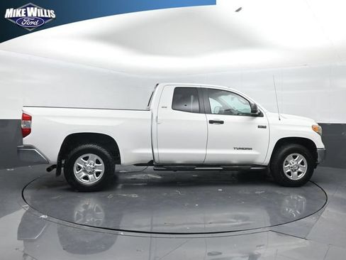Used 2014 Toyota Tundra SR5 AWD/4WD image 8