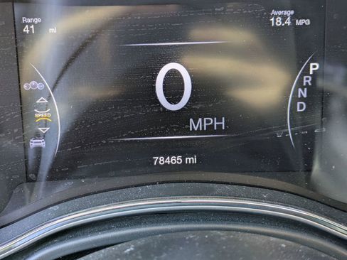 Used 2019 Jeep Grand Cherokee Altitude image 18