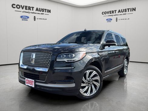 Used 2023 Lincoln Navigator Reserve AWD/4WD image 1