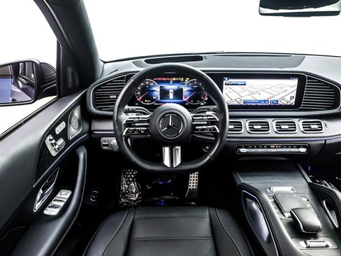 Certified 2025 Mercedes-Benz GLS 450 4MATIC image 6
