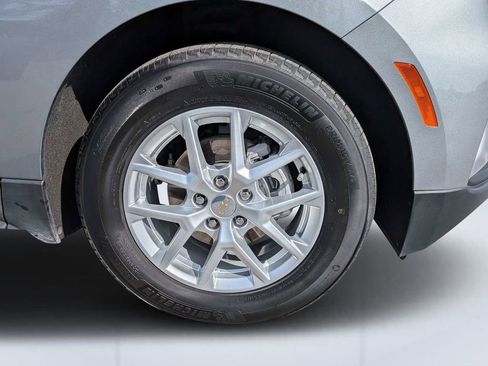 Used 2024 Chevrolet Equinox LT image 10