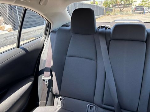 Used 2025 Toyota Corolla LE FWD image 39