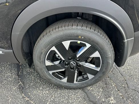 New 2026 Nissan Kicks SV w/ SV Premium Package image 35