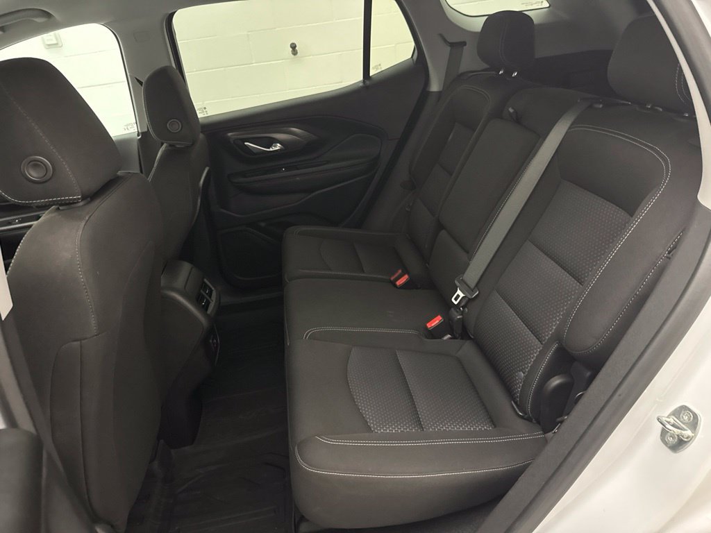 Used 2023 GMC Terrain SLE w/ Driver Convenience Package AWD/4WD image 39
