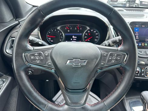 Used 2024 Chevrolet Equinox RS w/ RS Leather Package FWD image 12