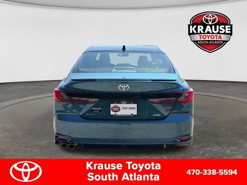 New 2026 Toyota Camry Hybrid FWD image 7