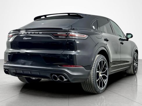 Used 2023 Porsche Cayenne Coupe image 5