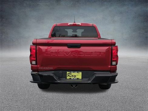 Certified 2024 Chevrolet Colorado W/T image 8