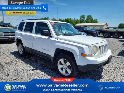Used 2011 Jeep Patriot Latitude AWD/4WD image 5