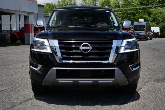 Used 2023 Nissan Armada Platinum w/ Captain's Chairs Package RWD image 2