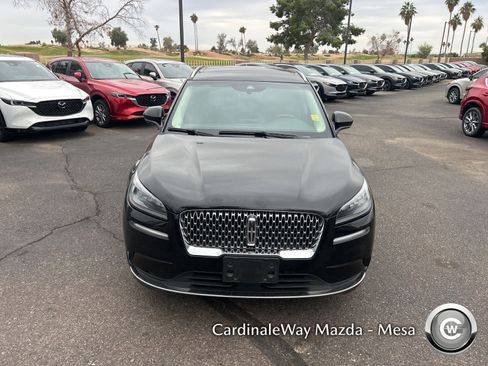 Used 2021 Lincoln Corsair FWD w/ Premium Package image 2