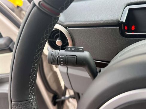 Used 2025 INEOS Grenadier Fieldmaster Edition image 22