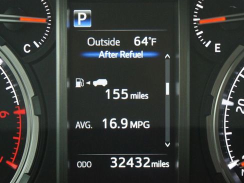 Used 2022 Toyota 4Runner TRD Sport image 4