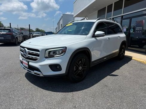 Used 2020 Mercedes-Benz GLB 250 4MATIC image 7