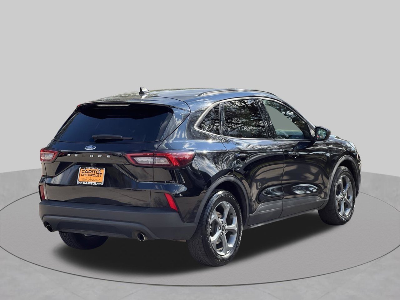 Used 2025 Ford Escape ST-Line FWD image 5