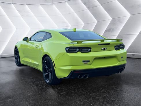 Used 2020 Chevrolet Camaro SS RWD image 4