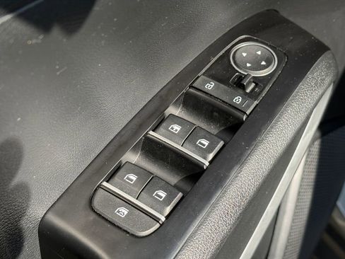 Used 2024 Kia Soul LX w/ Option Group 015 FWD image 28