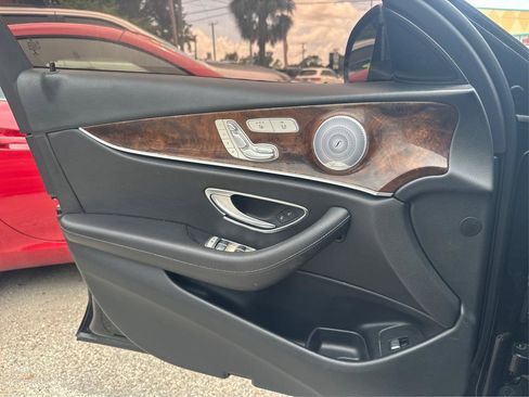 Used 2018 Mercedes-Benz E 300 image 20