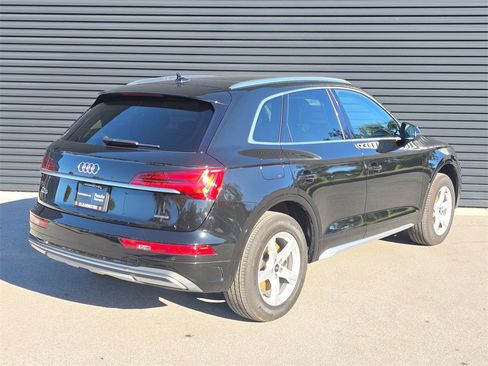 Used 2022 Audi Q5 2.0T Premium w/ Convenience Package image 7