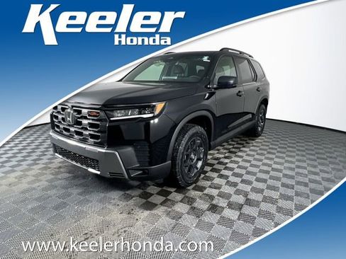 New 2026 Honda Pilot TrailSport image 1