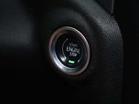 Used 2019 Chevrolet Silverado 1500 LTZ AWD/4WD image 19